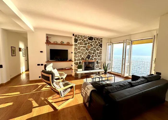 וילה Planca Fiumelatte