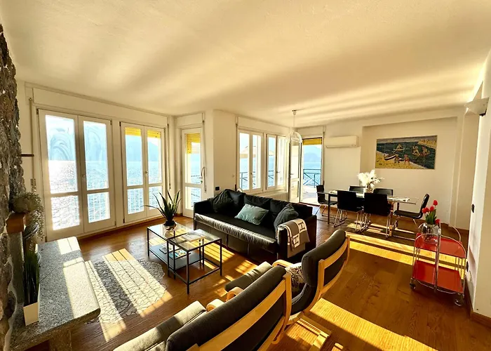 וילה Planca Fiumelatte